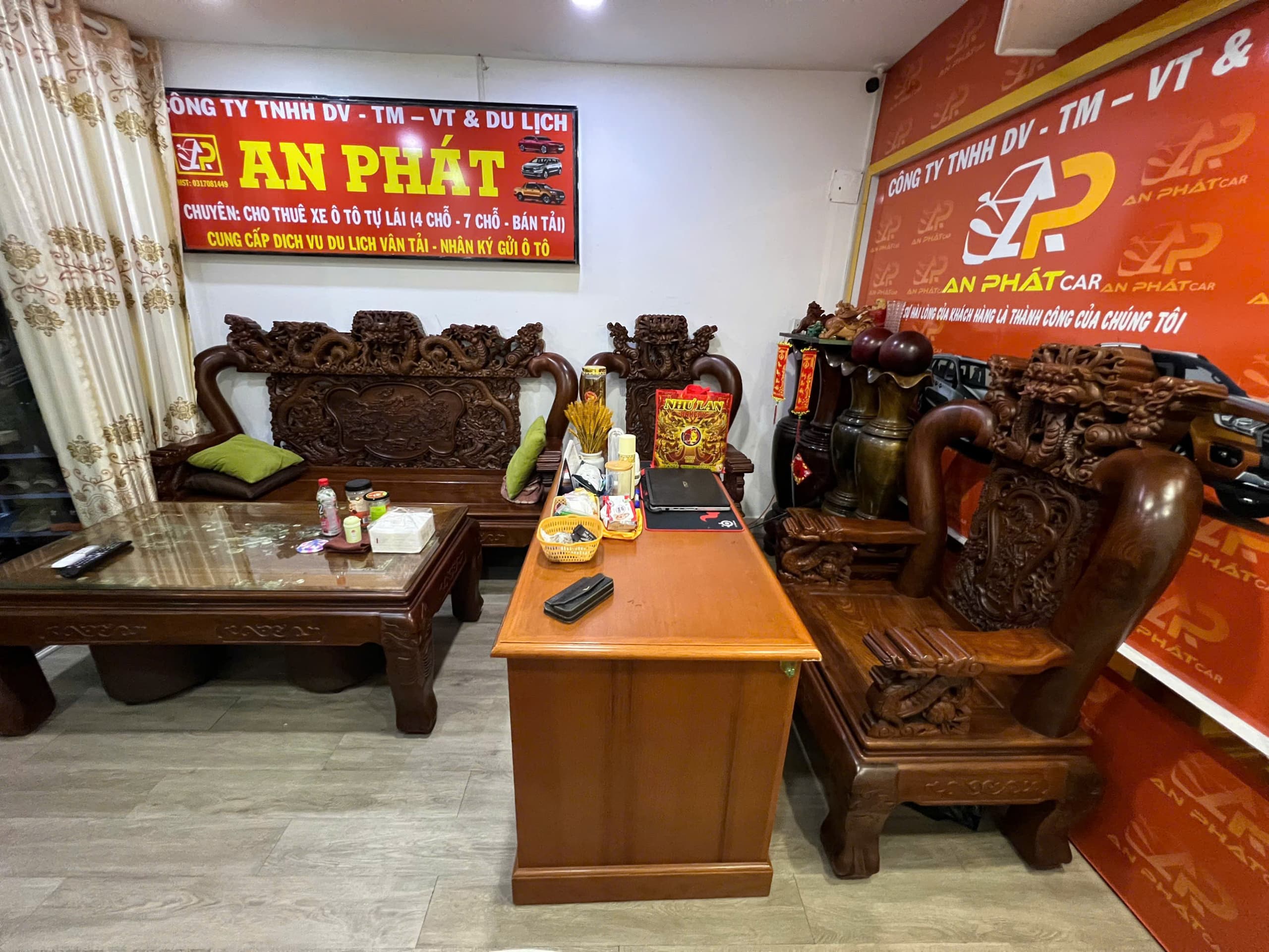 Văn phòng giao dịch chính